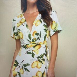 Lemon Print Wrap Dress - XS Lulu’s
